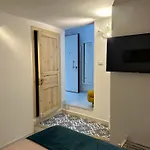 Tribunali 3*