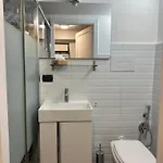 Tribunali Konukevi