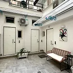 Tribunali Konukevi Napoli