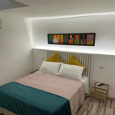 Konukevi Tribunali Napoli